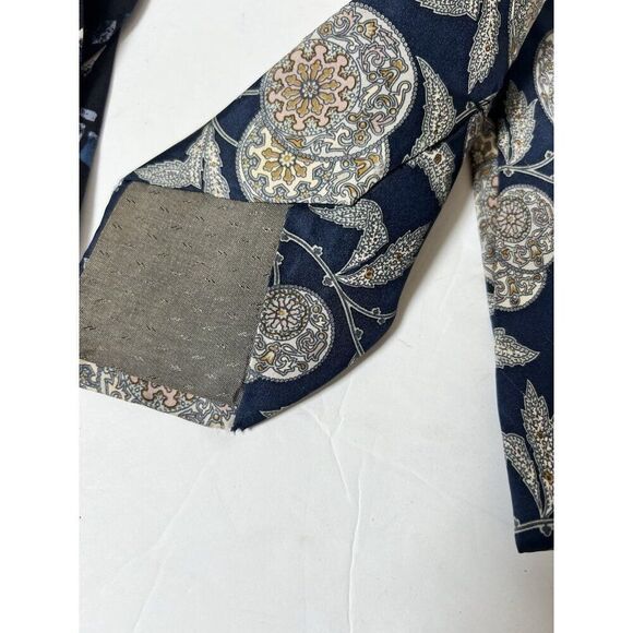 Lot 2  Pierre Balmain Paisley Floral Geometric Art 100% Silk Mens Tie Necktie - Picture 3 of 7
